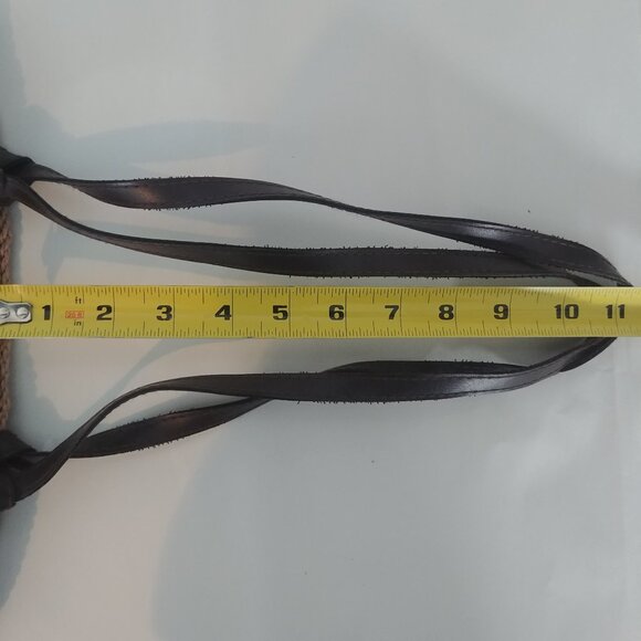 Natural woven tan and brown bag purse with wooden bead detail - Picture 8 of 11